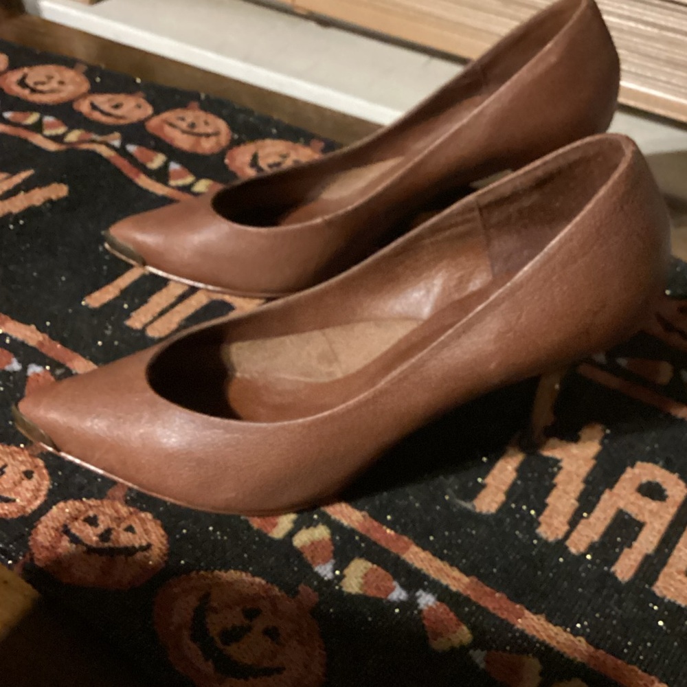 Hokus Pokus leather pumps with metal heel & tips - Size 8 1/2 - Picture 3 of 5
